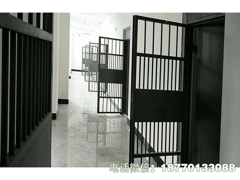 平果县监狱宿舍铁门